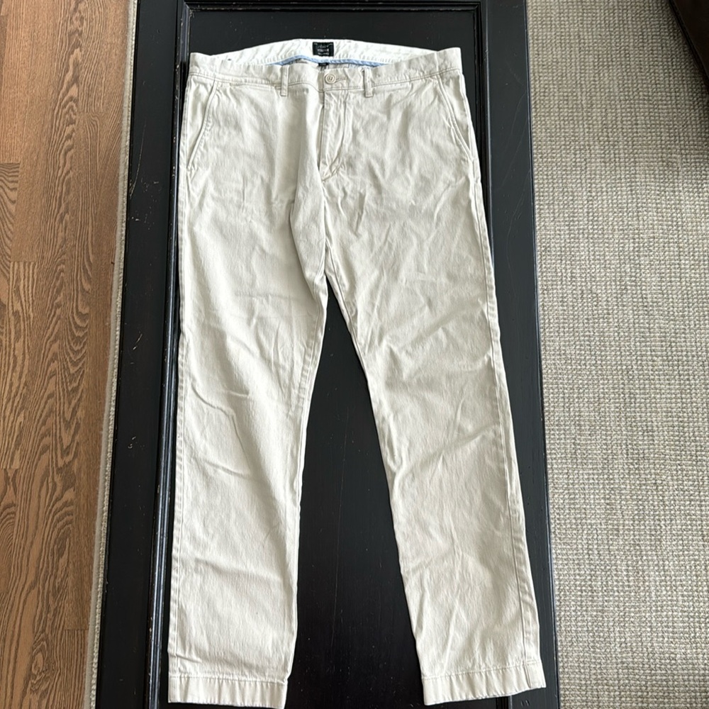 Men’s Khakis
